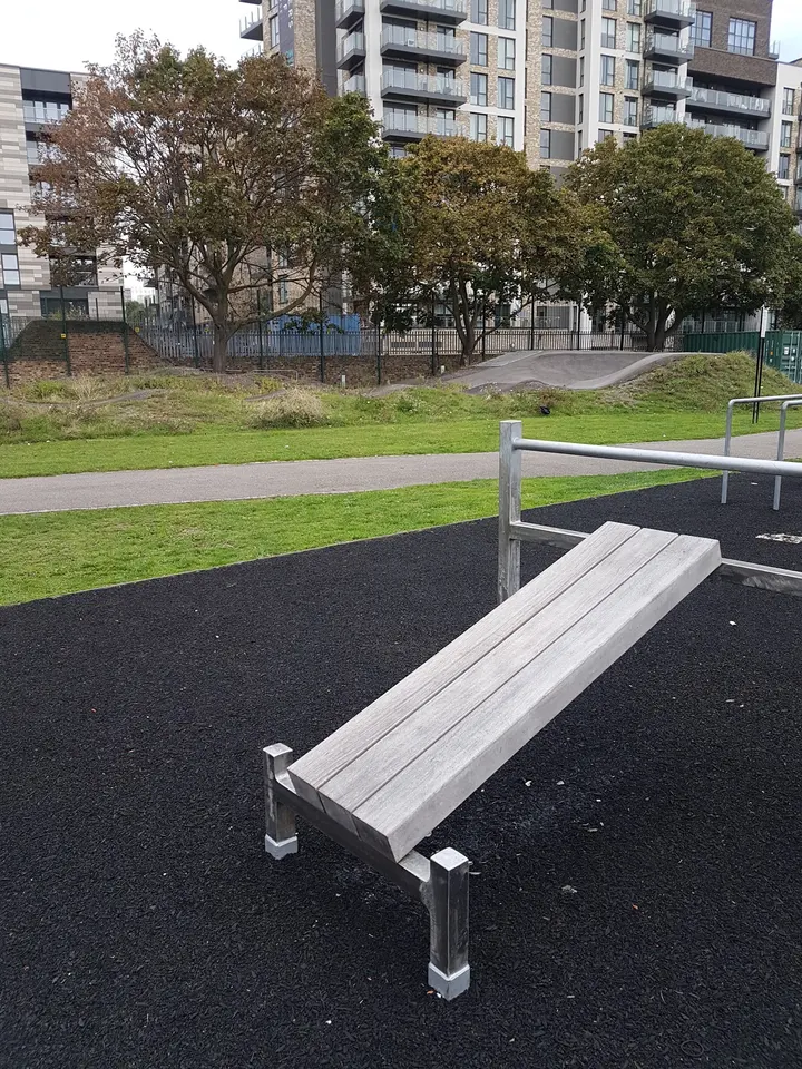 Steel Warriors outdoor gym — fitness studio in London — 4