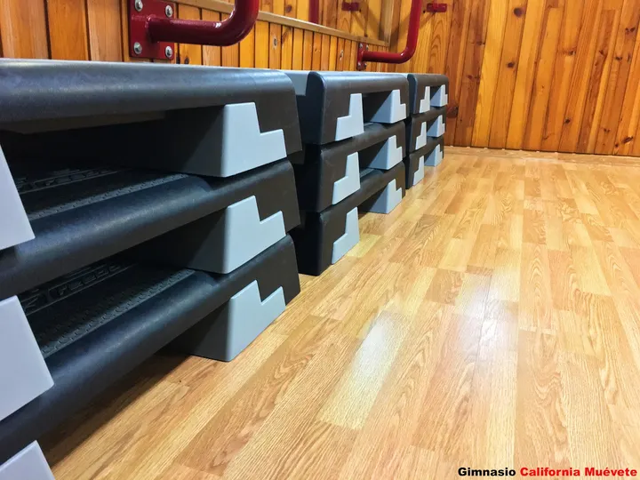 Gimnas.,io California León — gimnasia-studio en Renueva - San Esteban, León — 3