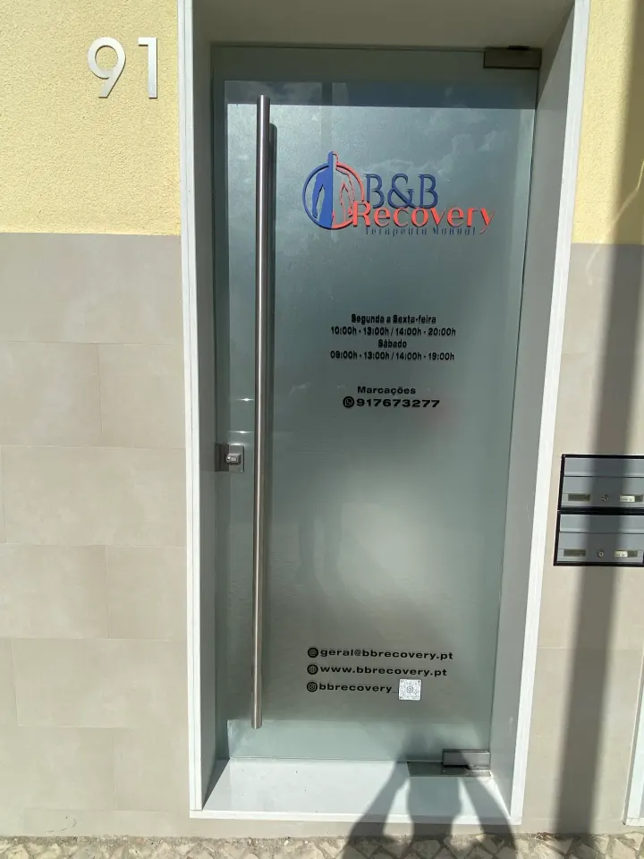 B&B Recovery — recuperação-studio em Urbanização Vale Salgueiro, Montijo — 3