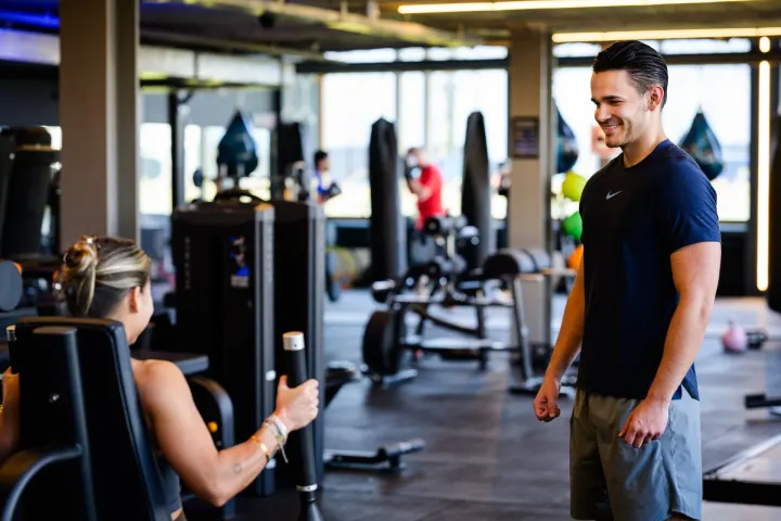Gym Punt Uit Hoofddorp — Sportschool in Graan voor Visch-Zuid, Hoofddorp
