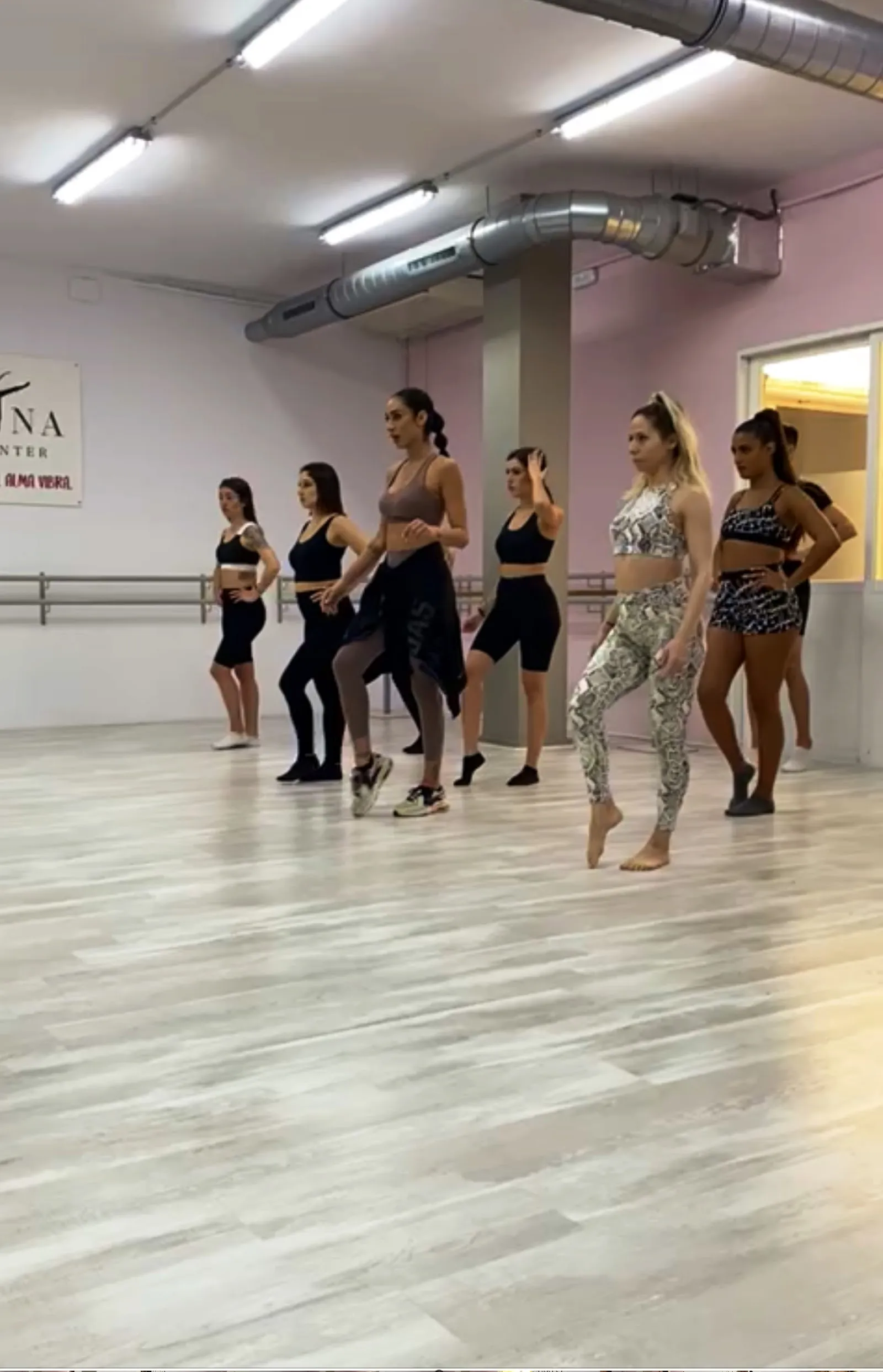 GOGO Dance Academy — baile-studio en Dalt Vila, Eivissa — 2