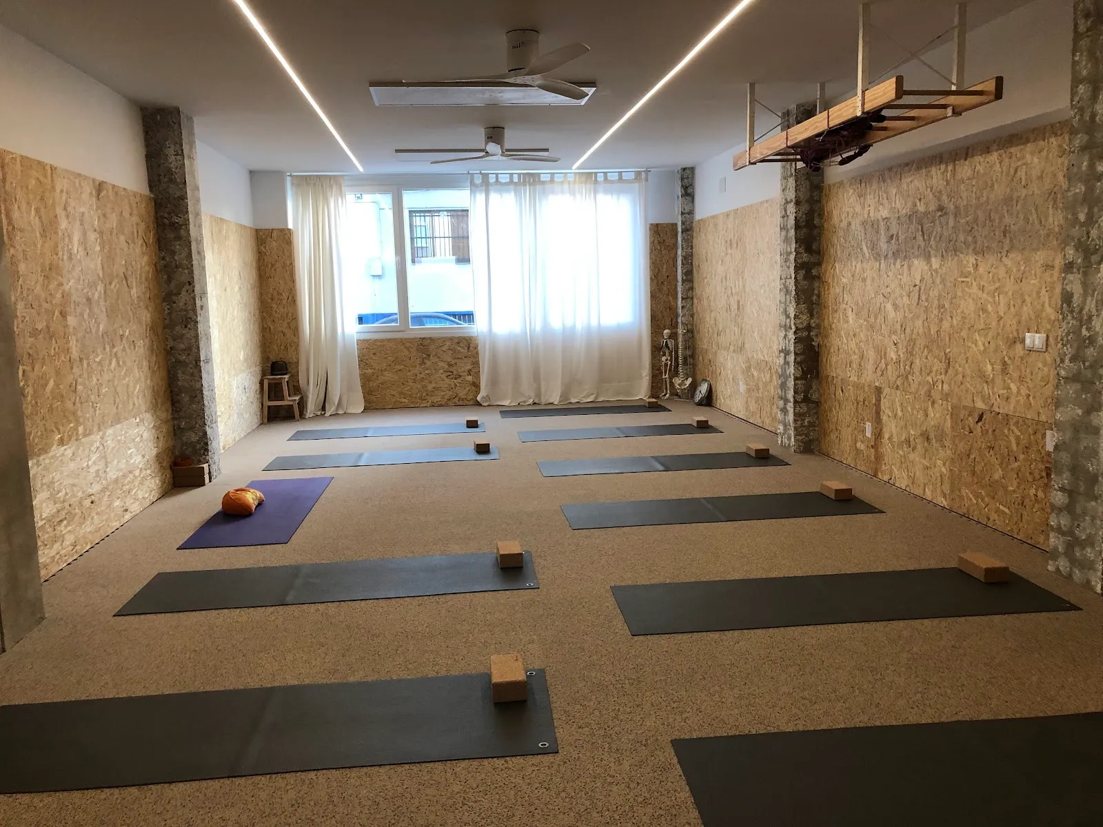 Kurmayoga — yoga-studio en Cáceres — 2