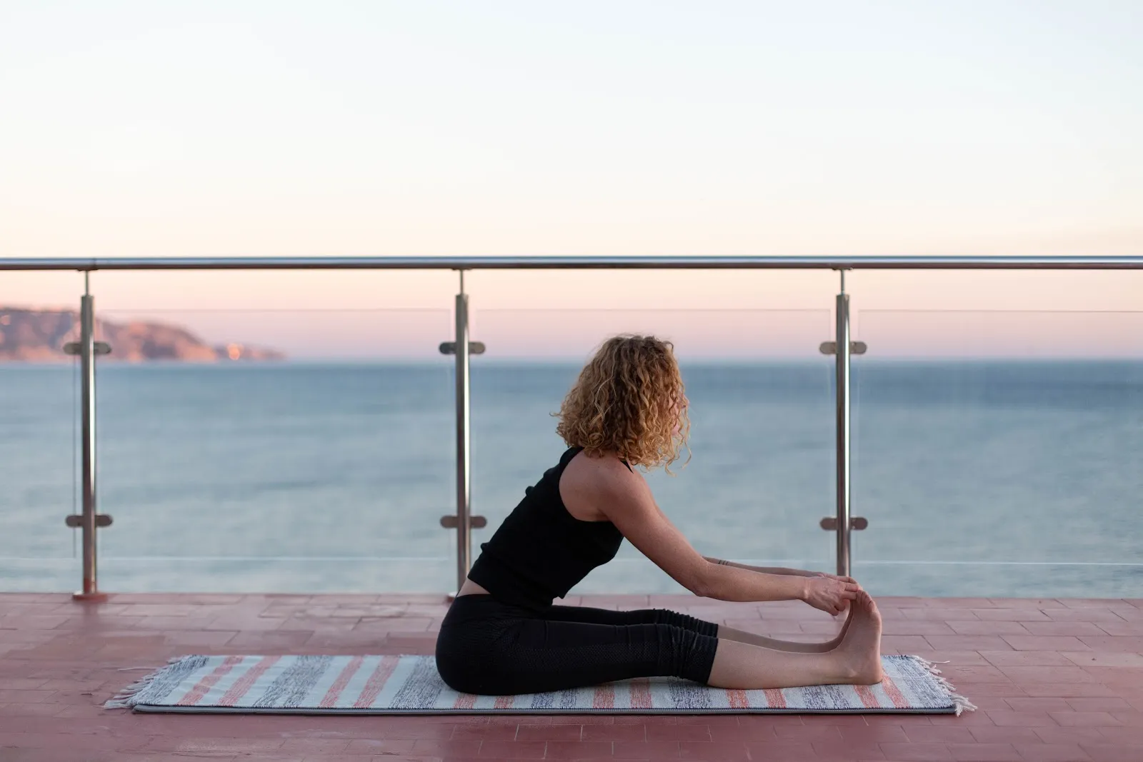 Nerja Yoga — yoga-studio en Nerja — 2