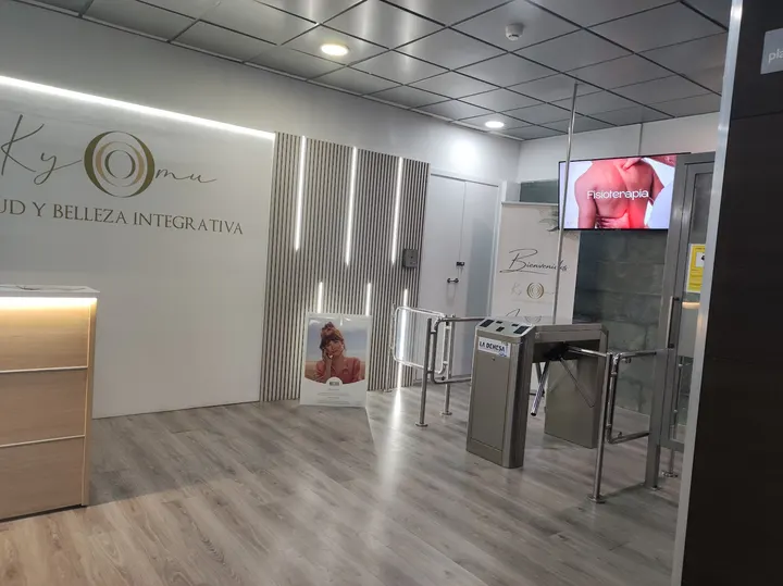 Complejo Deportivo La Dehesa Arroyomolinos — estudio de fitness-studio en Zarzalejo, Arroyomolinos — 2