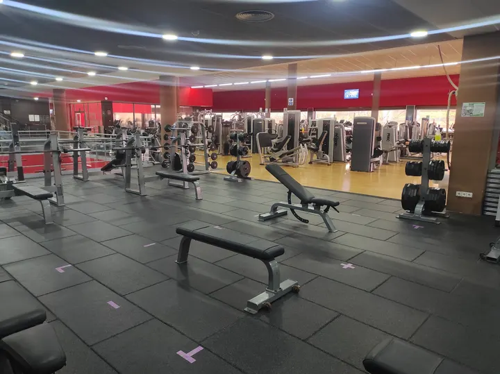 Complejo Deportivo La Dehesa Arroyomolinos — Estudio de fitness en Zarzalejo, Arroyomolinos