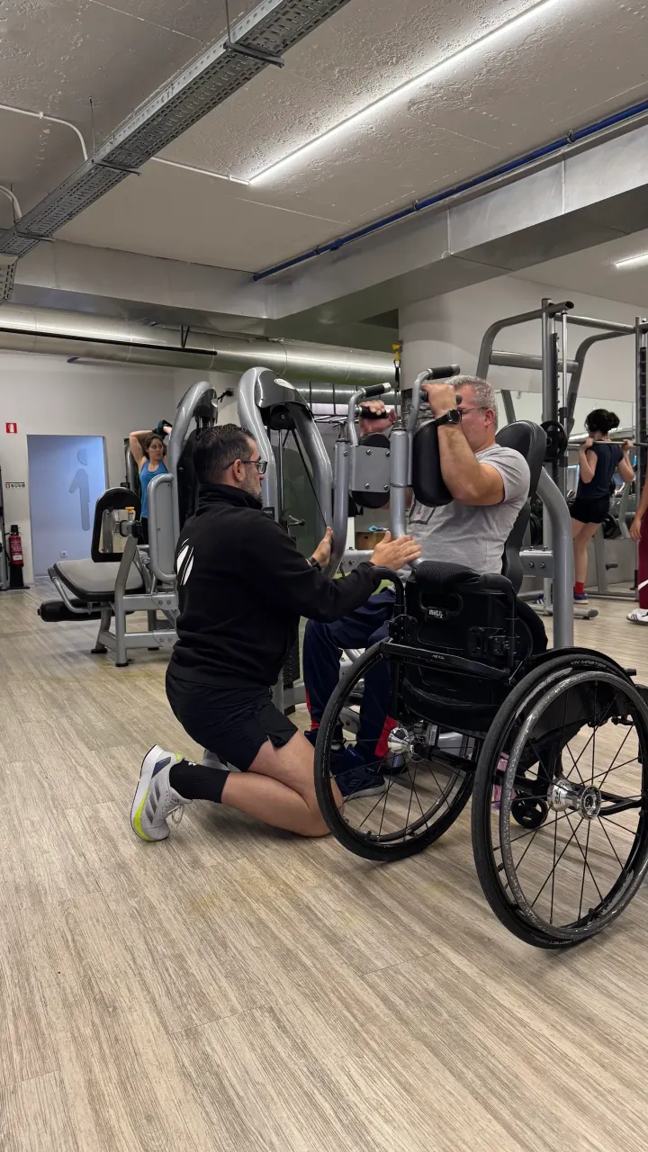 Monumental Fitness Club — ginásio-studio em Nazaré, Funchal — 2