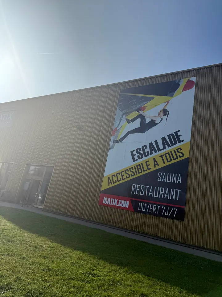 ISATIX, salle d’escalade de Bloc — bloc-studio à Mondeville — 3