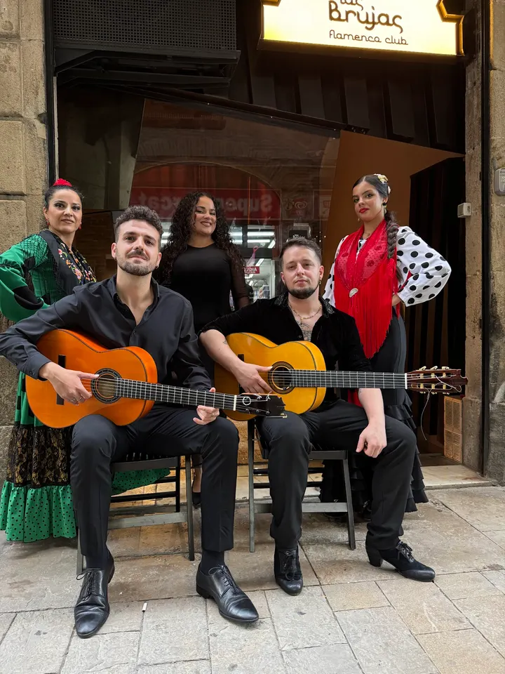 Las Brujas Flamenco Club — Baile en Ciutat Vella, Barcelona