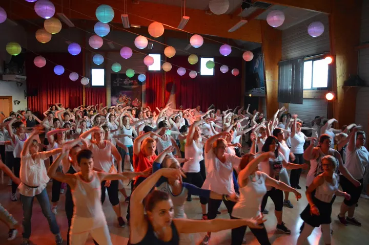 Acrodrock Rue Jacques Prévert — danse-studio à Giberville — 3