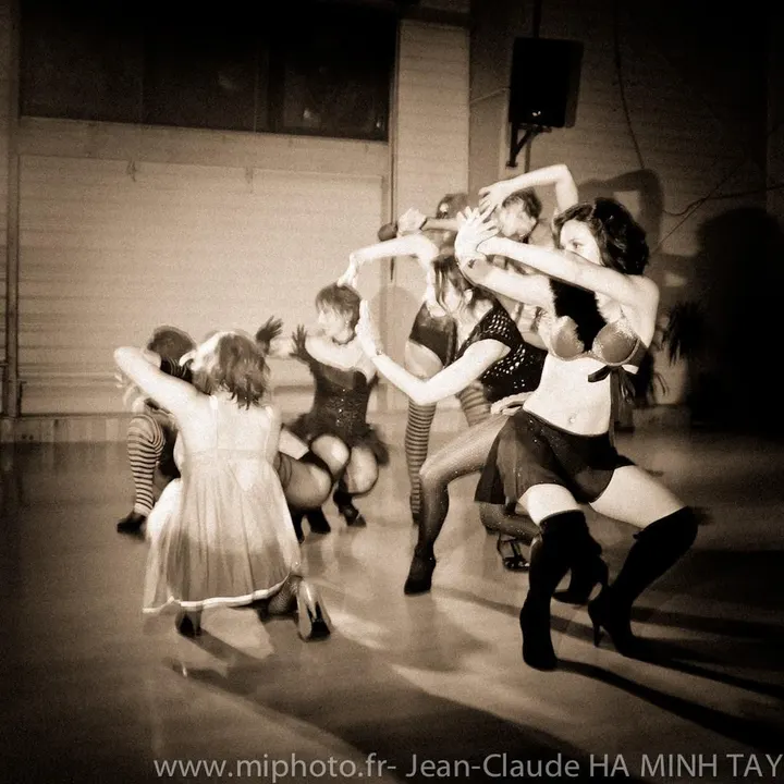 Acrodrock Rue Jacques Prévert — danse-studio à Giberville — 5