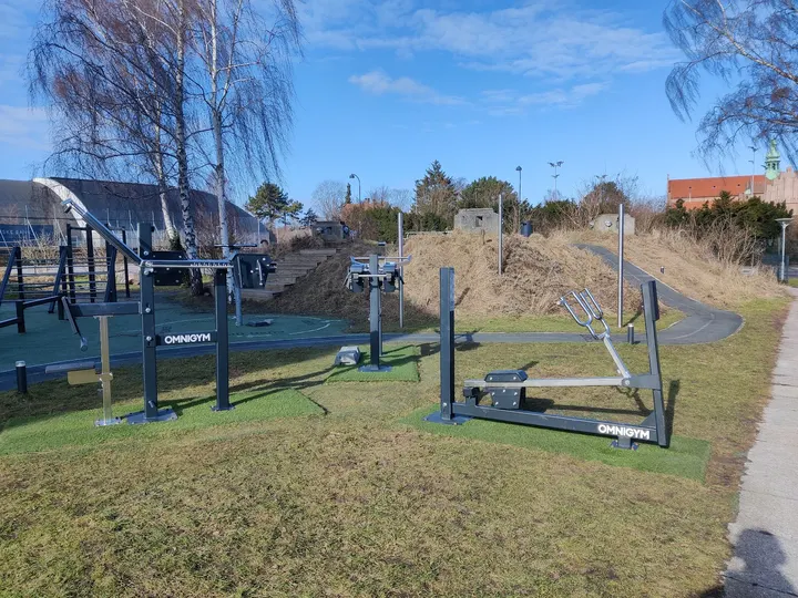 Outdoor gym — Træningsstudio i Hellerup, Hellerup
