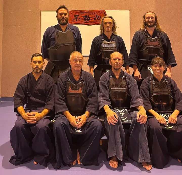 Section Kendo Dijon — Arts martiaux aux Valendons, Dijon