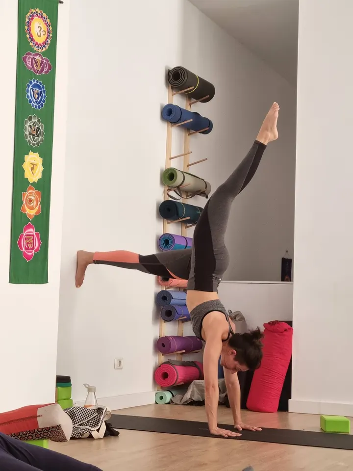 Escuela de Yoga y Pilates "Adi Charan Kaur" — yoga-studio en Santa Cruz de Tenerife — 3