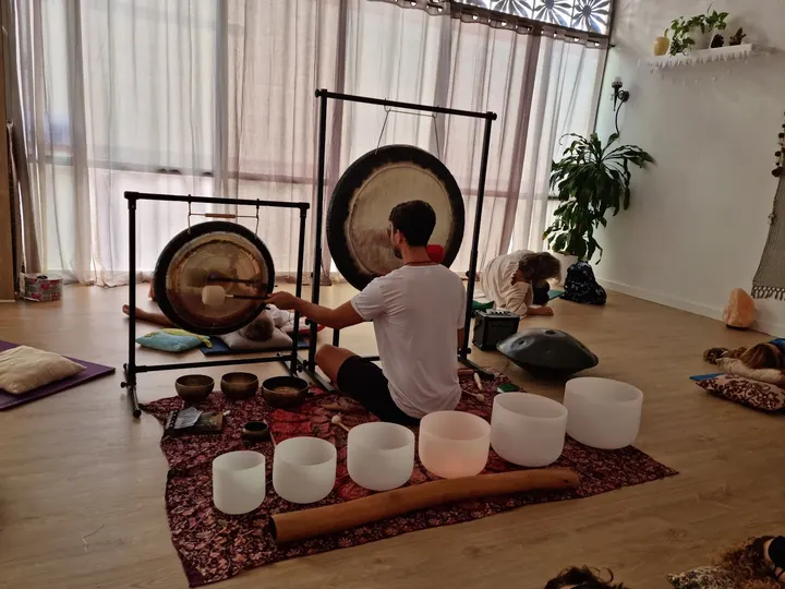 Escuela de Yoga y Pilates "Adi Charan Kaur" — yoga-studio en Santa Cruz de Tenerife — 4