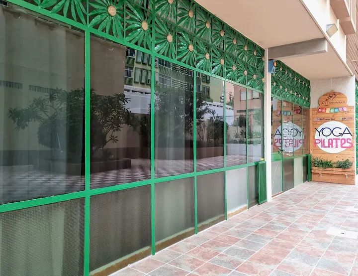 Escuela de Yoga y Pilates "Adi Charan Kaur" — Pilates en La Victoria, Santa Cruz de Tenerife