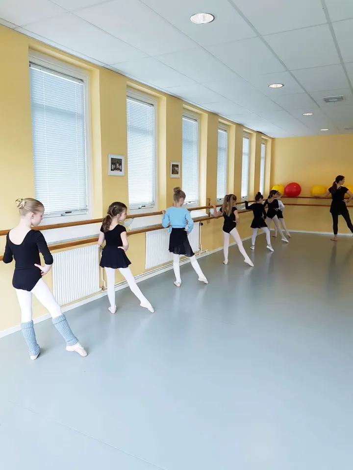 City Dansstudio i Mölndal — dans-studio i Mölndal, Göteborg — 2