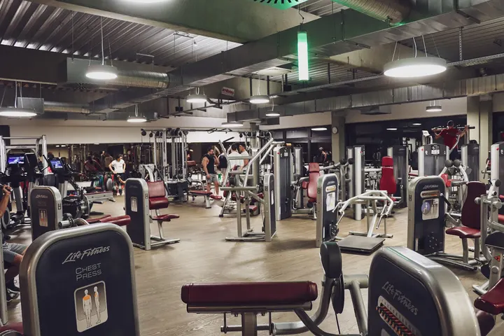 First Fit Neu-Ulm — Fitnessstudio in Ludwigsfeld, Neu-Ulm