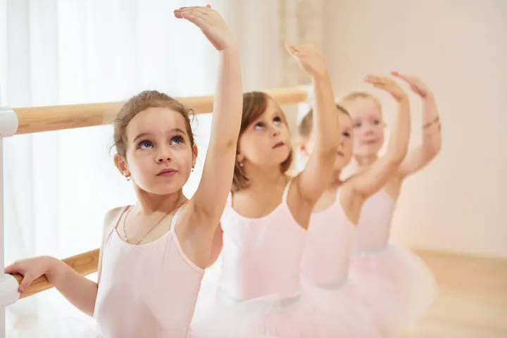Centro Privado de Música O Danza Escuela de Danza Sant Jaume — Dance en Son Espanyolet, Palma