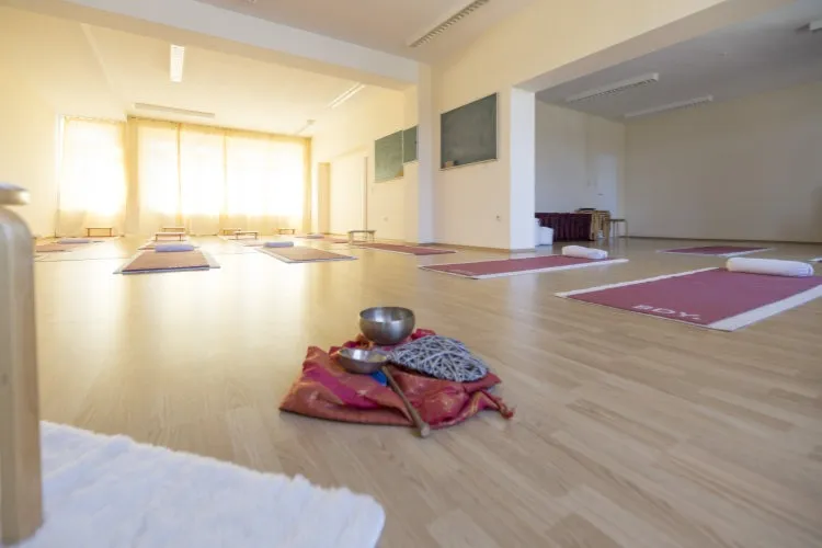 Yoga-Ayurveda Akademie — yoga-studio in Krefeld — 3