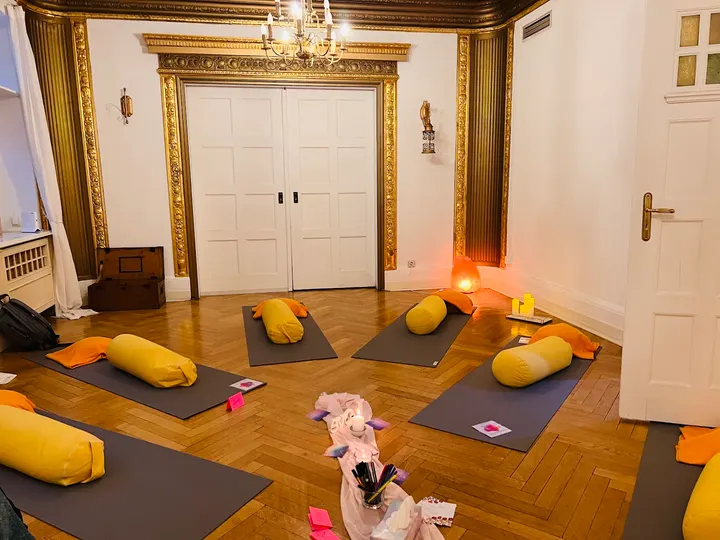 Frederike Fernández Spirituelles Coaching — Yoga in Altstadt, Erfurt