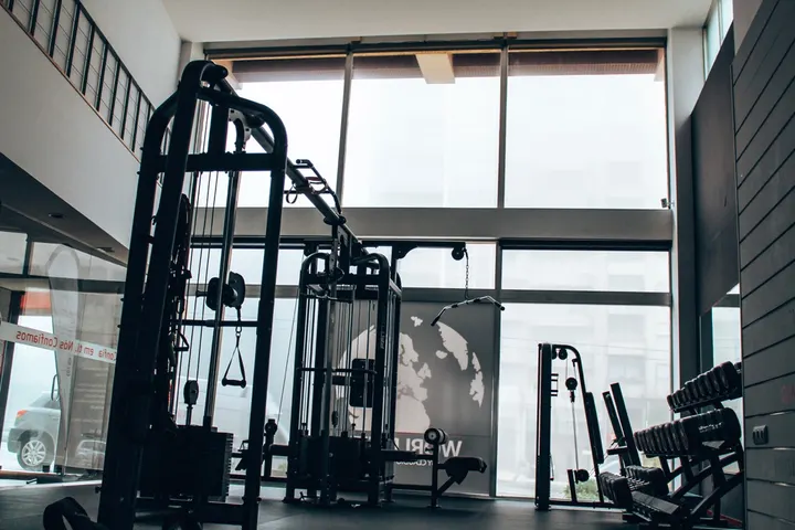 World Fit Av. da República — ginásio-studio em Laborim, Porto — 2