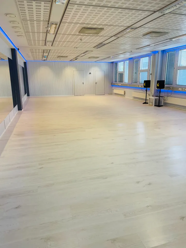 Crew Dance Studio — tanssi-studio – Helsinki — 3