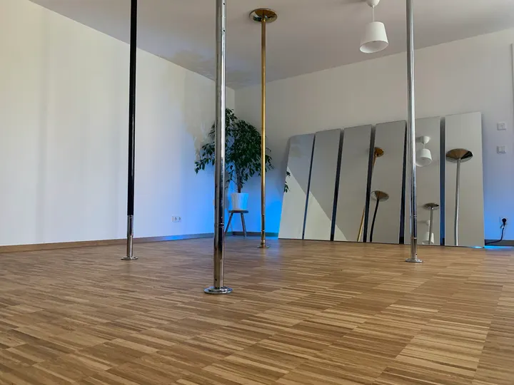 Nachttanz — pole fitness-studio in Westvorstadt, Weimar — 2
