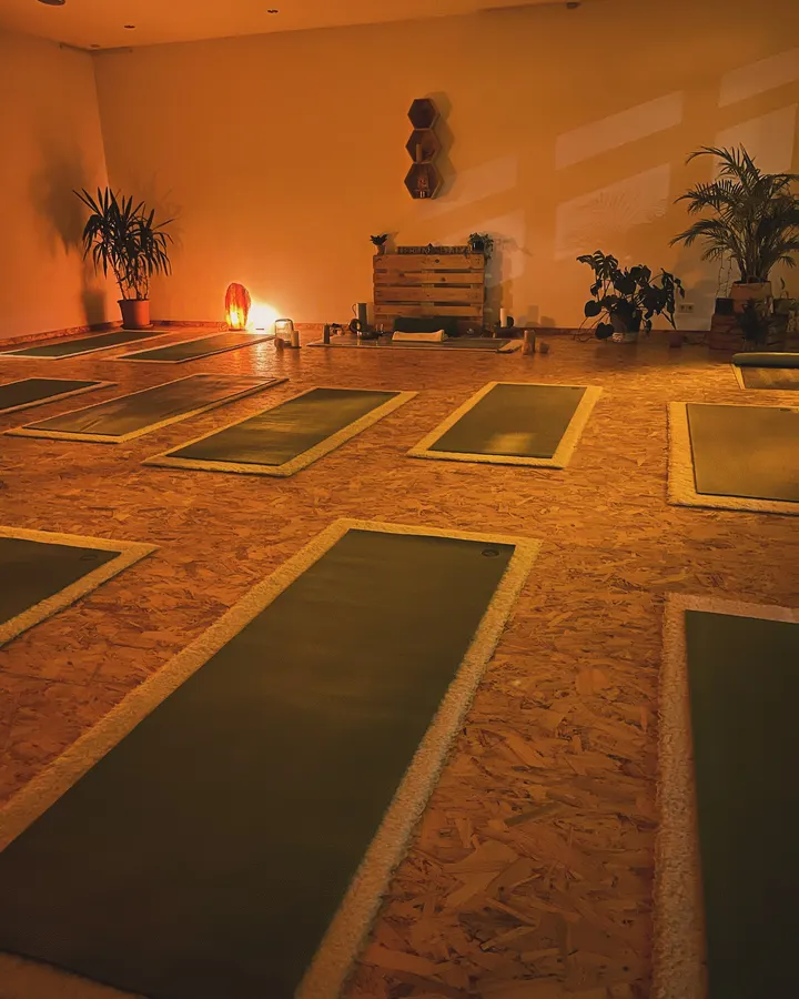 HIER & JETZT in Oberhausen — yoga-studio in Oberhausen — 3