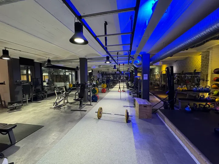 W8 Power Club — strength-studio in Vasastan, Stockholm — 2