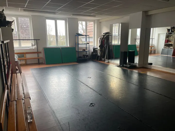 Jumping Fitness Stuttgart & Ludwigsburg — fitnessstudio in Vaihingen an der Enz — 5