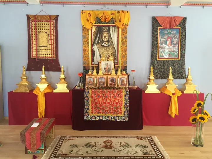 Nyingma Zentrum Deutschland — Yoga in Nippes, Köln