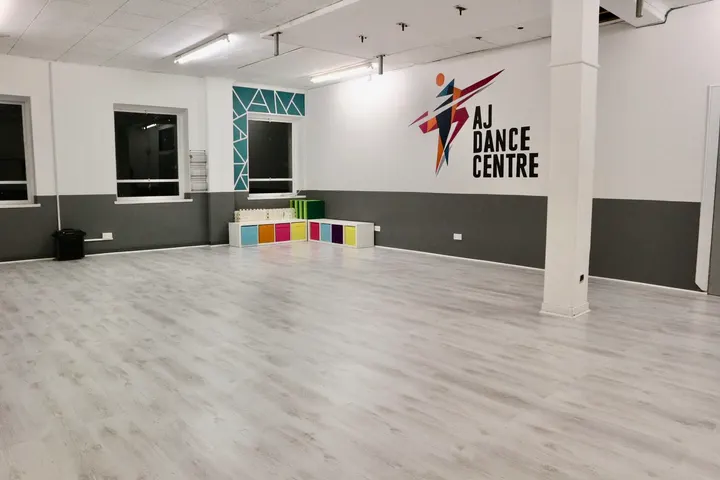 AJ Dance Centre — dance-studio in Woodlands, Falkirk — 2