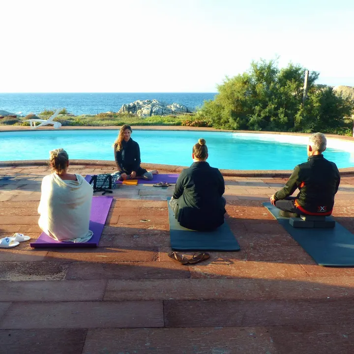L'equilibre D'or Yoga et Bien-Etre — yoga-studio au Beausset — 3