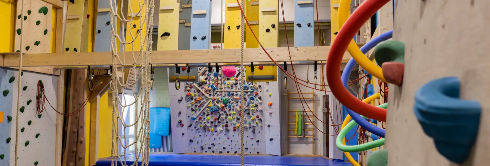 EigerNord Klettercenter Freiburg — klettern-studio in Brühl, Freiburg im Breisgau — 3