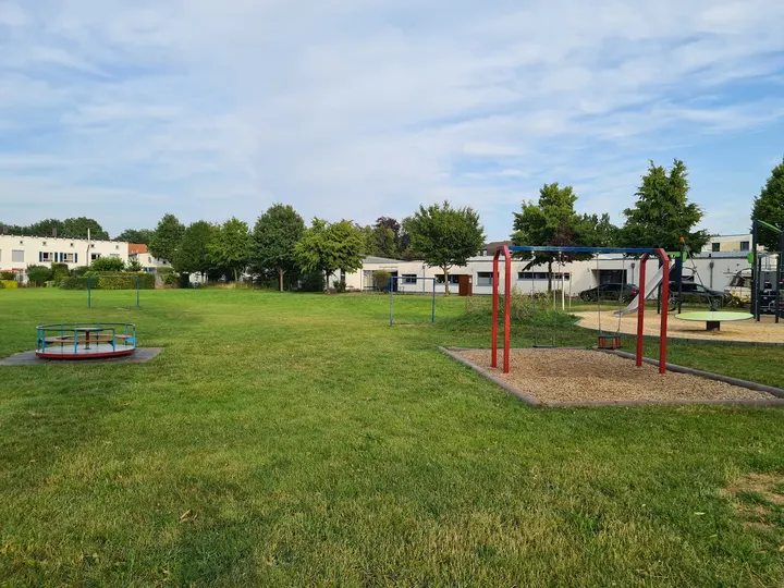 Laufmamalauf Spielplatz Raerener Straße — studio in Aachen — 4