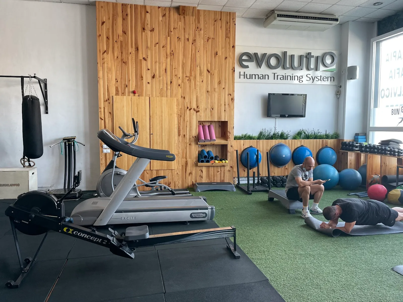 Evolutio - Entrenamiento personal Fisioterapia Nutrición — entrenamiento personal-studio en Villaviciosa de Odón — 3
