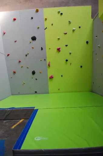 Wall N Ride — escalade-studio à Nîmes — 4