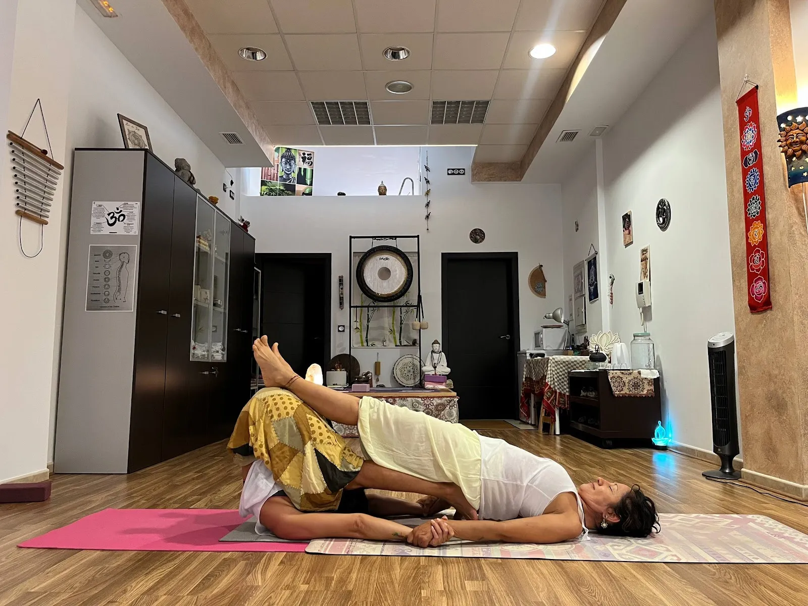 Luz De Yoga - Yoga Kundalini - Terapias Naturales e Iniciación de Reiki - Masaje Craneal y Corporal — yoga-studio en Antequera — 4