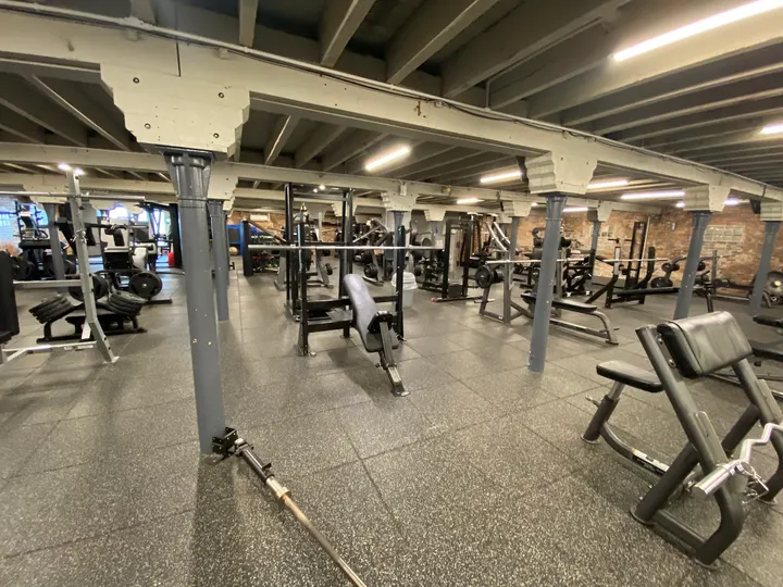 aUK Gym — Fitness Studio in Grantham