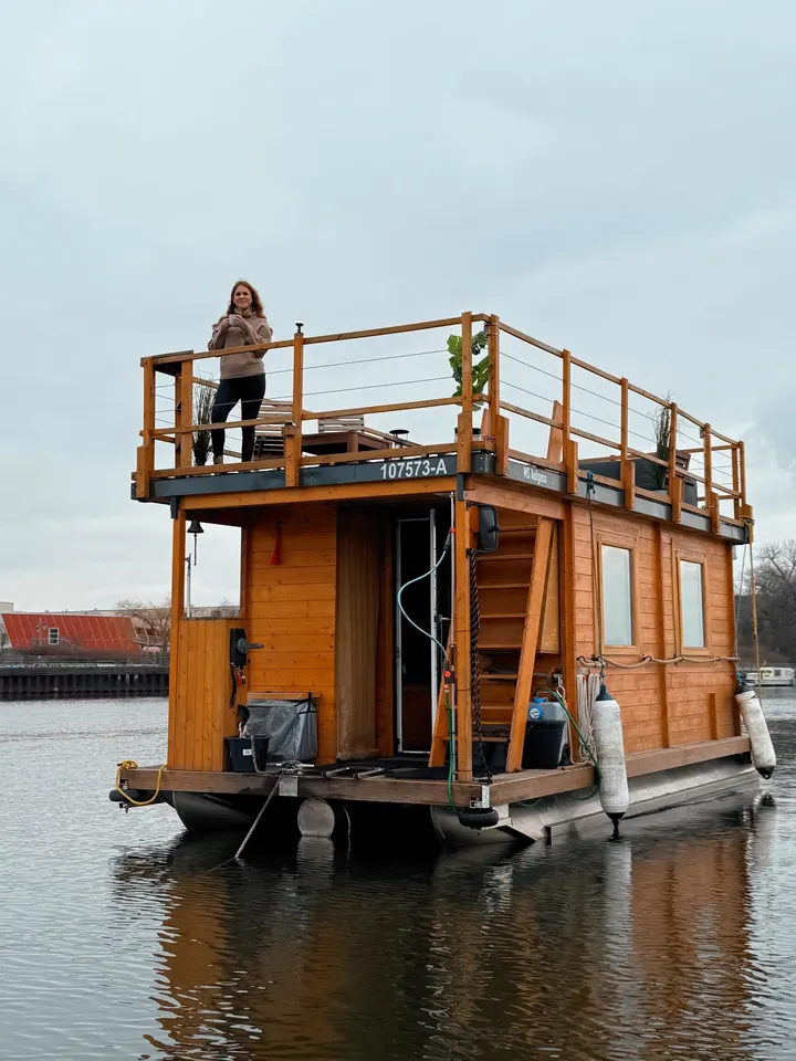 Saunafloß MS Aufguss — Recovery in Rummelsburg, Berlin
