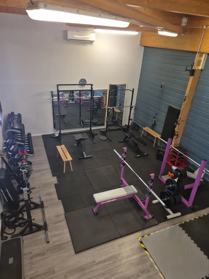 Enjoy Fit — salle de fitness-studio à Saint-Laurent-des-Arbres — 4