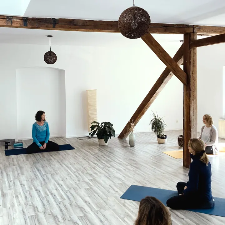 Manuela Ritzert - Coaching & Yoga — Yoga in Bessungen, Darmstadt