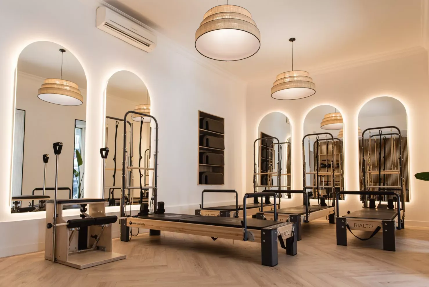 Victoria Studio Almagro — yoga-studio i Chamberí, Madrid — bild 2