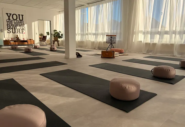 Nisha Yoga — Yoga in Ehnernviertel, Oldenburg