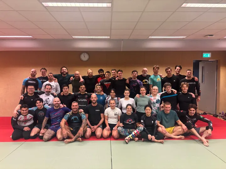 Underhook Society — BJJ in De Mors, Leiden