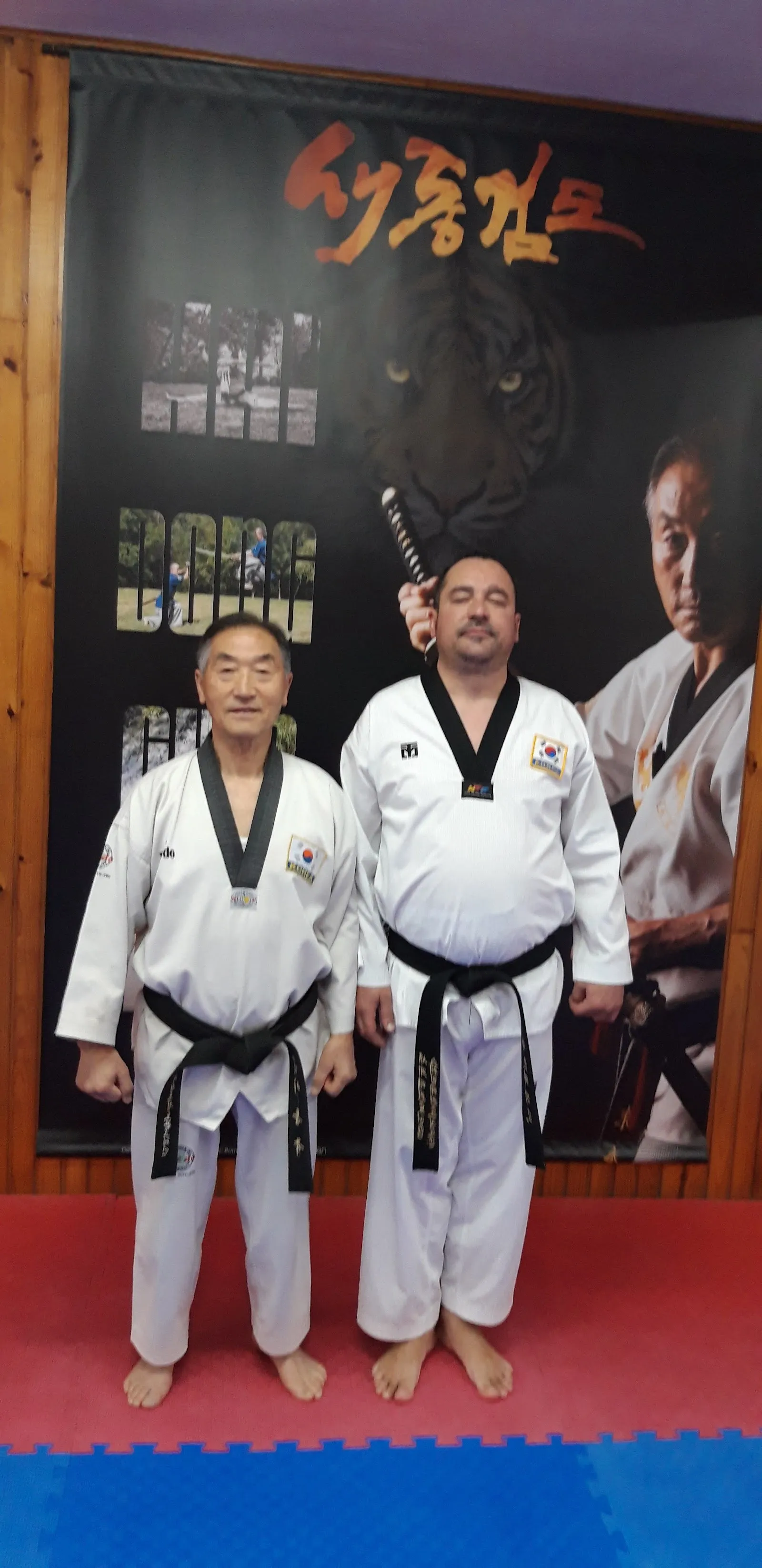 Gimnasio Club Lee — artes marciales-studio en Ourense — 4