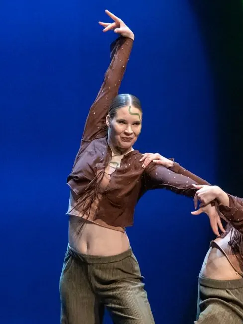 DC Diamond ry — tanssi-studio – Turku — 5