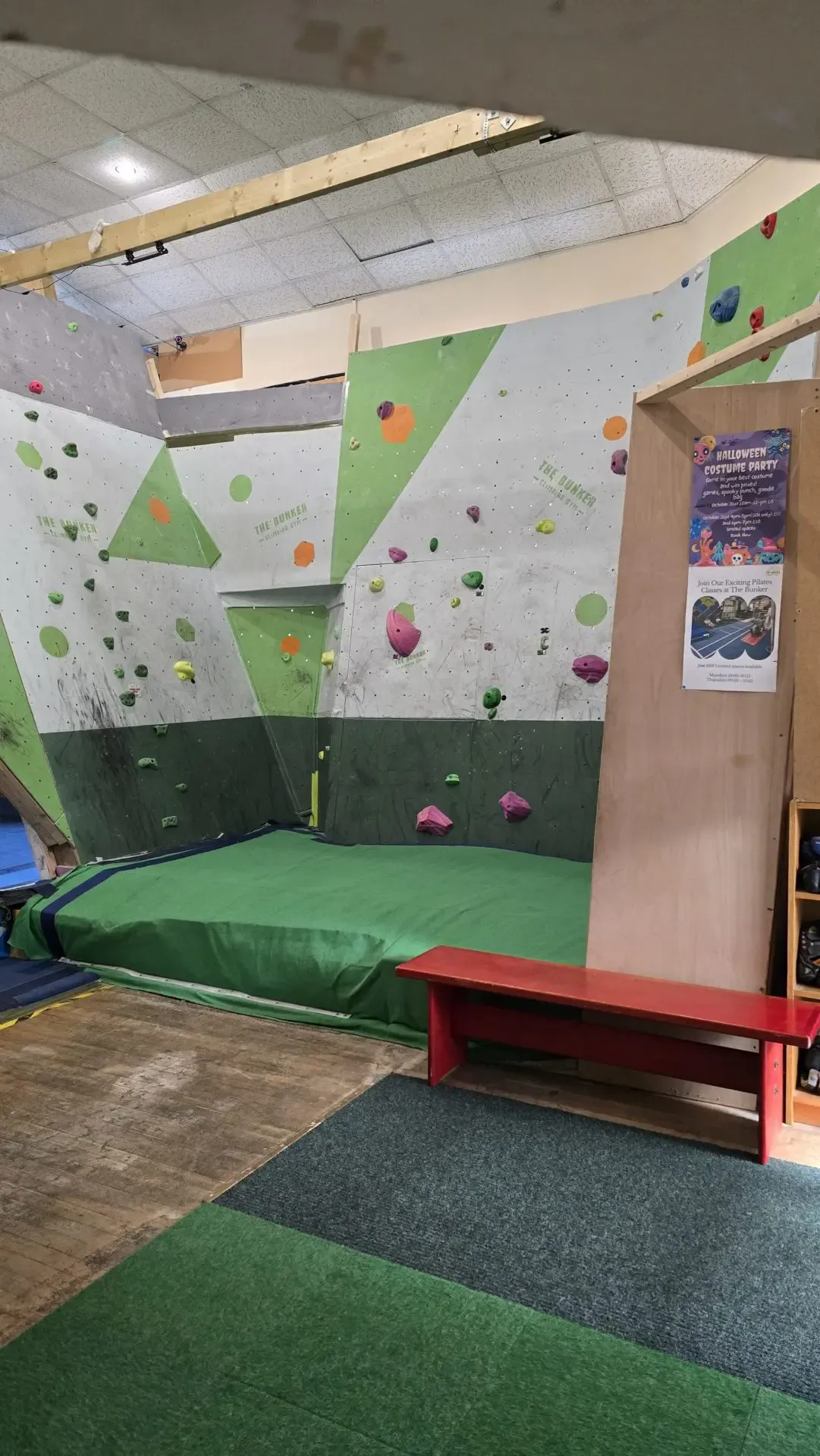 The Boulder Bunker Ltd — bouldering-studio in Torquay — 3