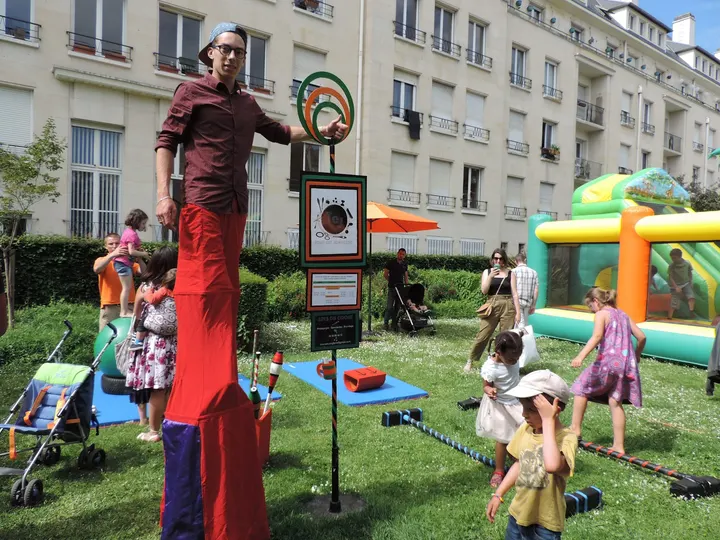 Tout Est Jonglerie Av. des Chevaliers — arts aériens-studio à Quartier Malherbe, Caen — 2