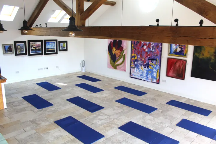 Paragon Pilates Studio Chelford - Matwork & Reformer Pilates, Sports Massage & Physio — reformer pilates-studio in Marthall, Macclesfield — 2